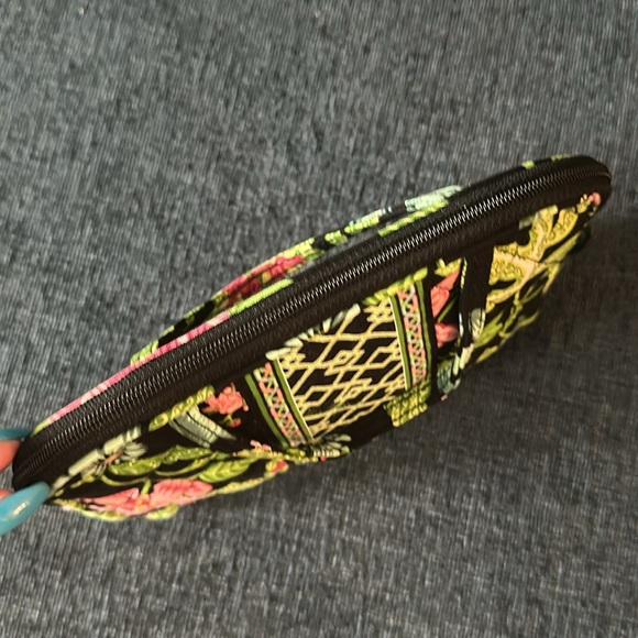 Vera Bradley Women’s Small Compact Purse in Botanica - Picture 3 of 16